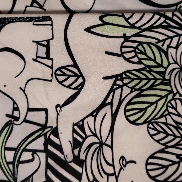 Bundle of camel print leggings TC - Picture 4 of 10